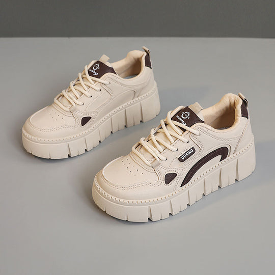Damen Sportliche Plateau-Sneaker mit innovativer Dämpfungstechnologie EB