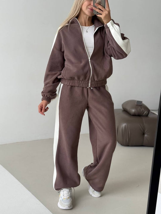 Damen sportlich-elegantes Fleece-Trainingsset mit kurzem Stehkragen-Zip, elastischem Bund und seitlichen Kontrastbahnen Eichborn Berlin