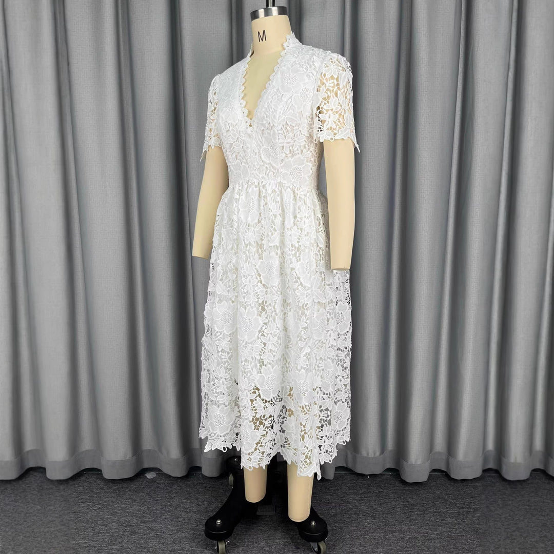 Damen Spitzen-Midi-Kleid mit elegantem V-Ausschnitt und Vintage-Rüschendetails EB