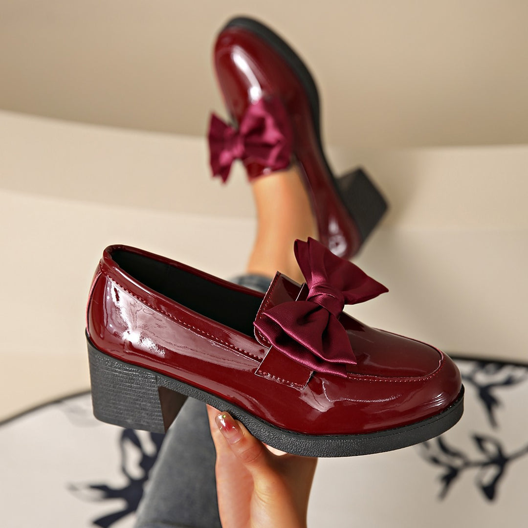 Damen Elegante Schnürschuhe mit dekorativen Schleifen und glänzendem Finish EB