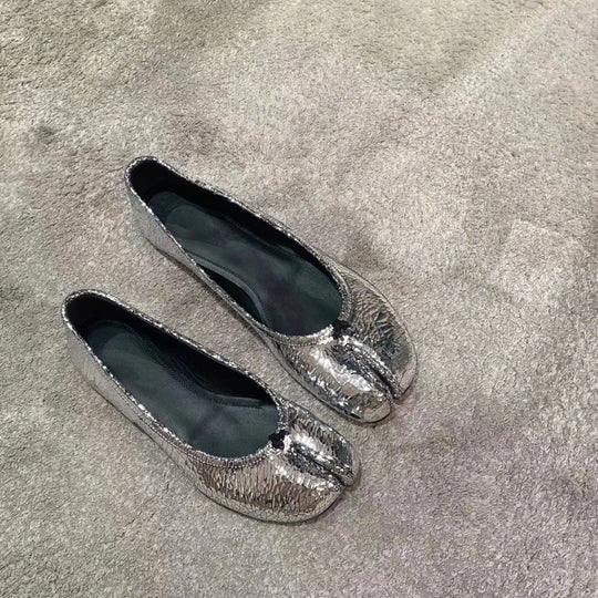 Damen Ballerinas mit eleganter Metallic-Oberfläche und formschöner Silhouette EB