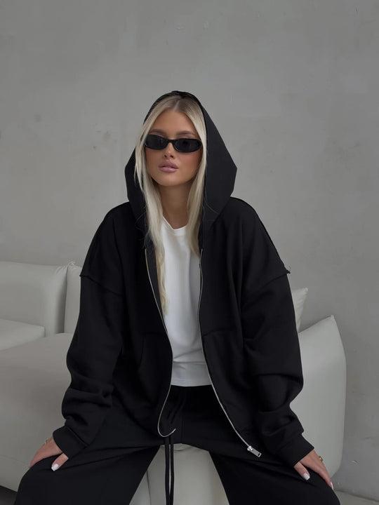 Damen oversized kurz geschnittener Kapuzenpullover und hochtaillierte Jogginghose Set aus Bio-Baumwollfleece EB