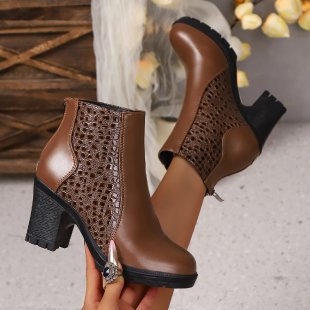Damen modische Stiefeletten mit glänzender Oberflächenstruktur und komfortablem Blockabsatz EB