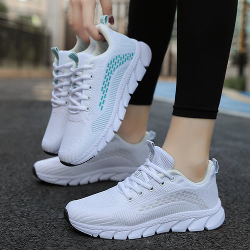Damen Lauf-Sneaker mit atmungsaktivem Mesh-Obermaterial und rutschfester Sohle EB