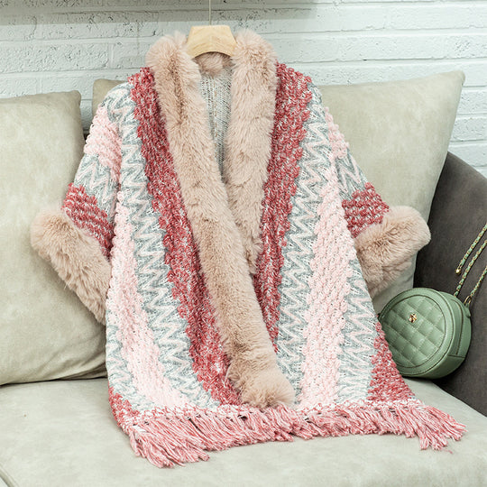 Damen Kuschelige Strickjacke mit luxuriösem Kunstfellbesatz EB