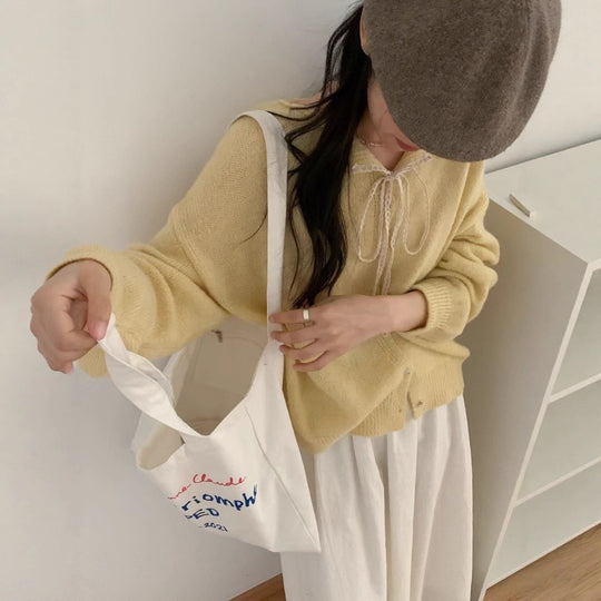 Damen Verspielte Strickjacke mit Schleifenverzierung EB