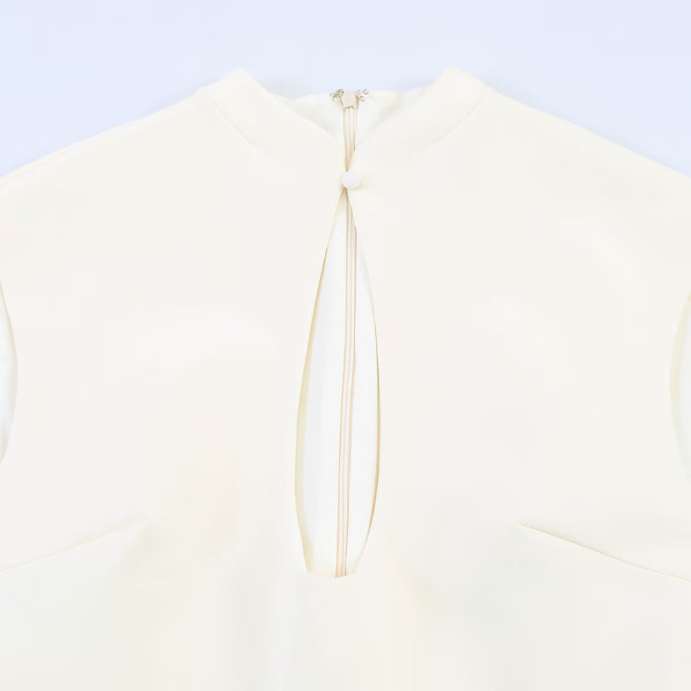 Damen figurbetontes Sommerkleid mit V-Ausschnitt und Rückenschlitz EB