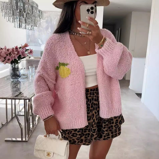 Damen Strickjacke mit fröhlichem Ananas-Motiv und oversized Schnitt EB