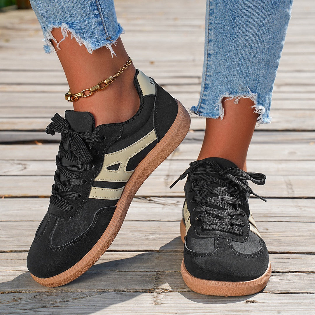 Damen Retro-Sneaker mit Gummisohle, leichtem Textilfutter und Komfortfußbett EB