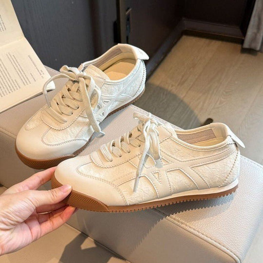 Damen Sportliche Sneakers mit modernem Design EB