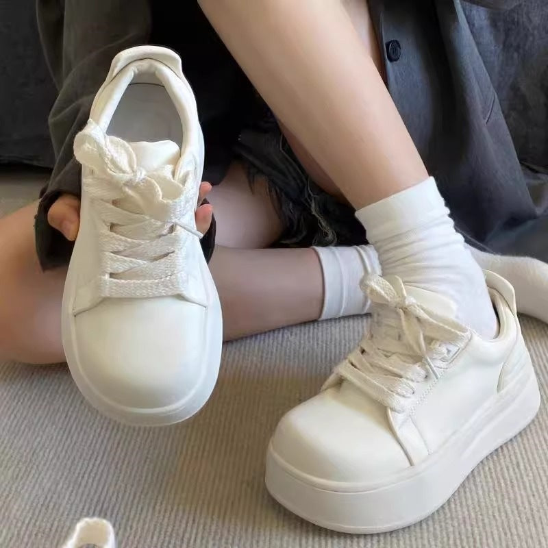 Damen Komfortable Plateau-Sneaker mit atmungsaktivem Obermaterial EB