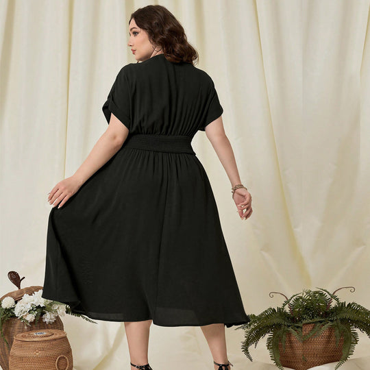 Damen Maxikleid mit elegantem Wickeldesign und fließendem Saum EB