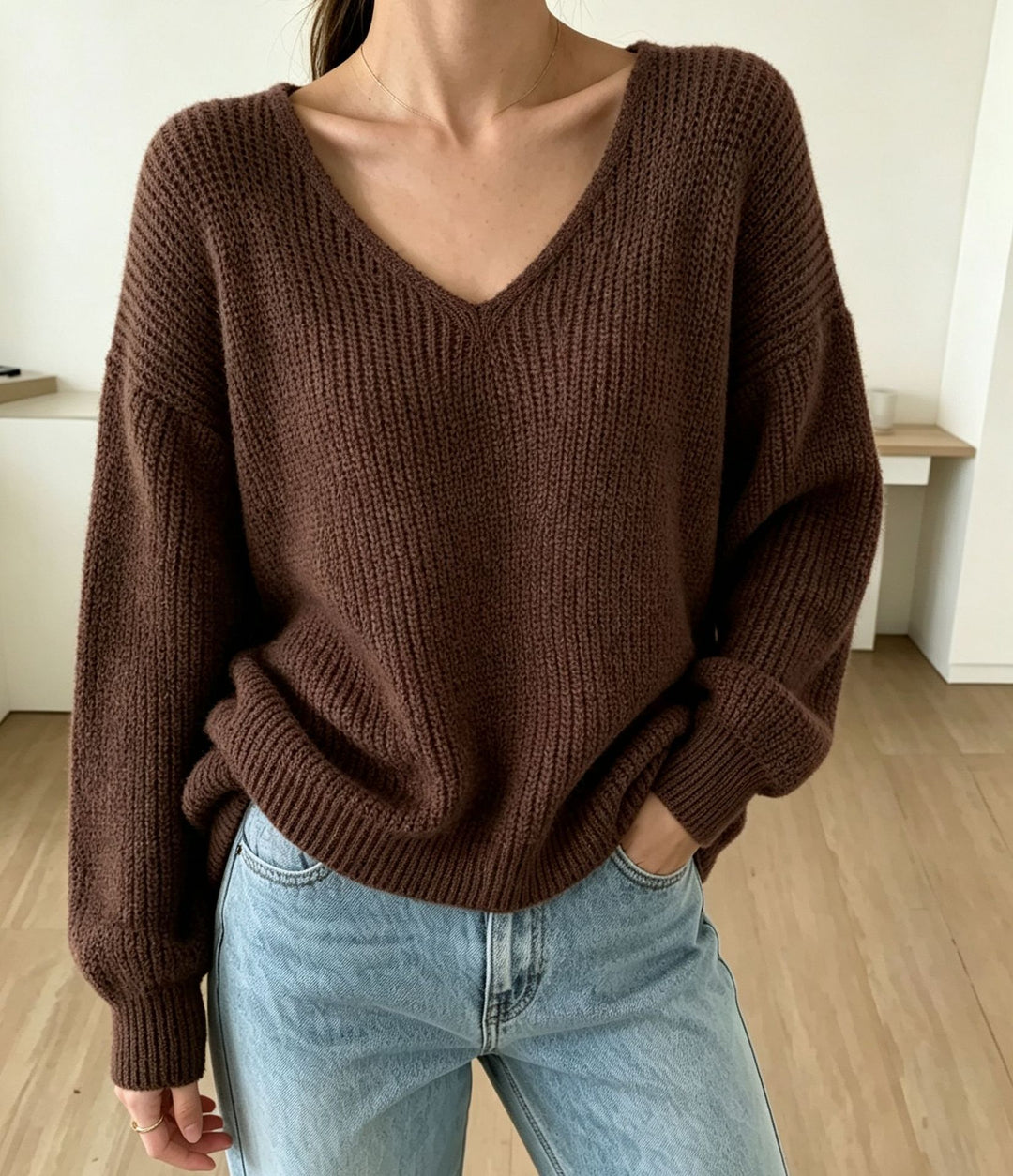 Damen Lässiger Boxy-Grobstrickpullover mit V-Ausschnitt und gerippten Bündchen EB