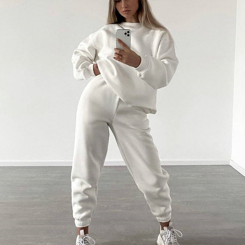 Damen bequemer und trendiger Sweatanzug EB