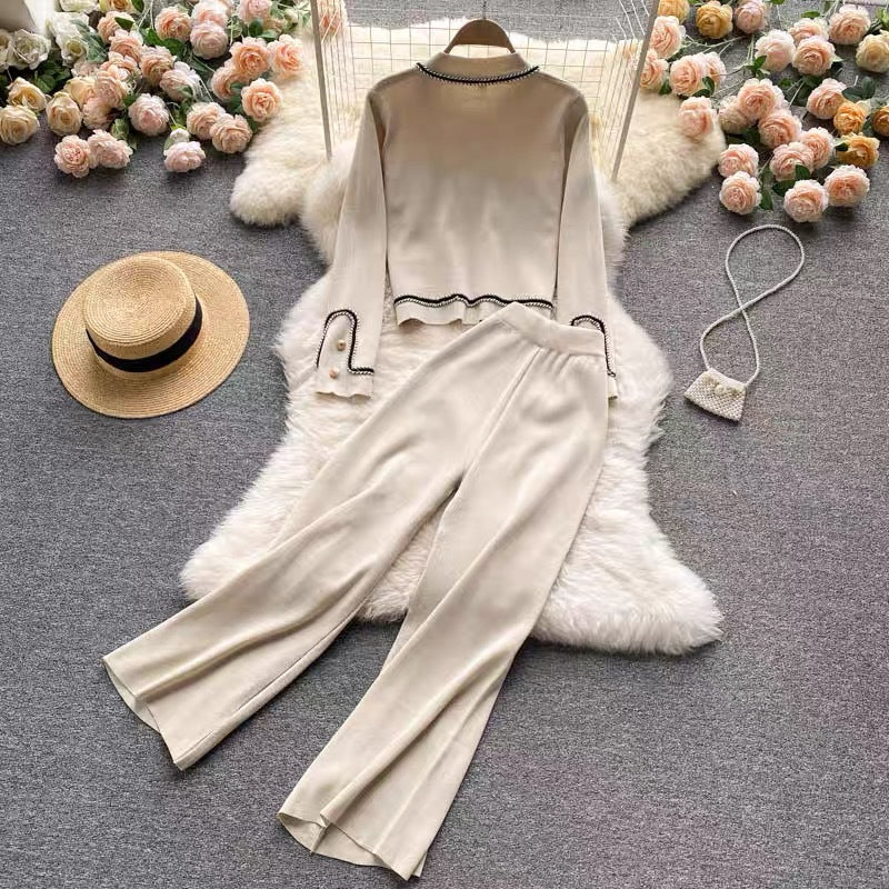 Damen elegantes Strick-Loungewear-Set mit feinen Knopfdetails und weitem Bein EB