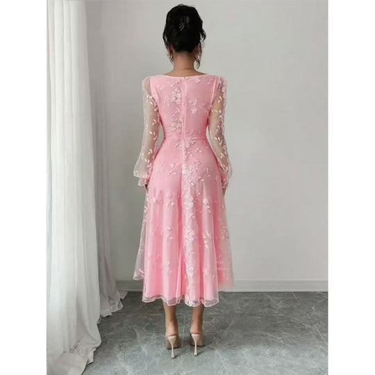 Damen Midi-Kleid mit floralen Spitzenärmeln und schwingendem Saum EB