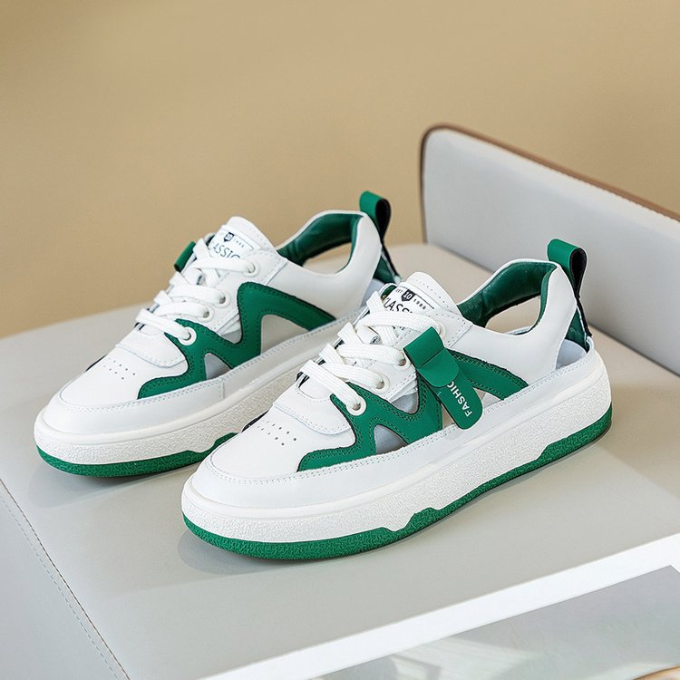 Damen Sportive Sneaker mit coolem Designelementen EB