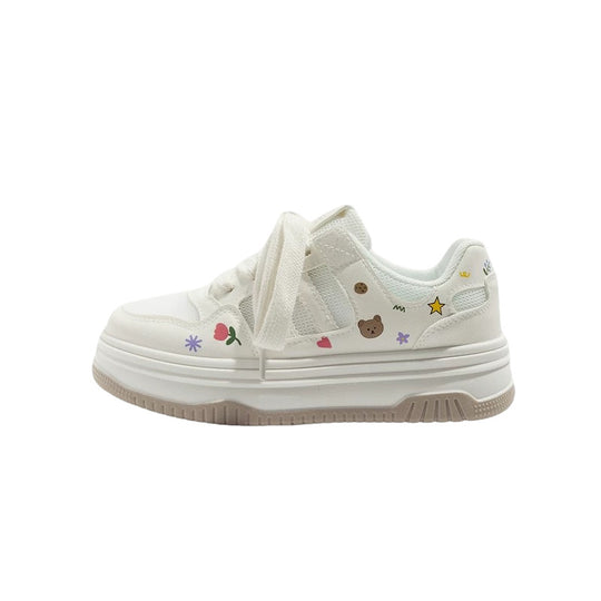 Damen Sneakers mit verspielten Applikationen und weichem Fußbett EB