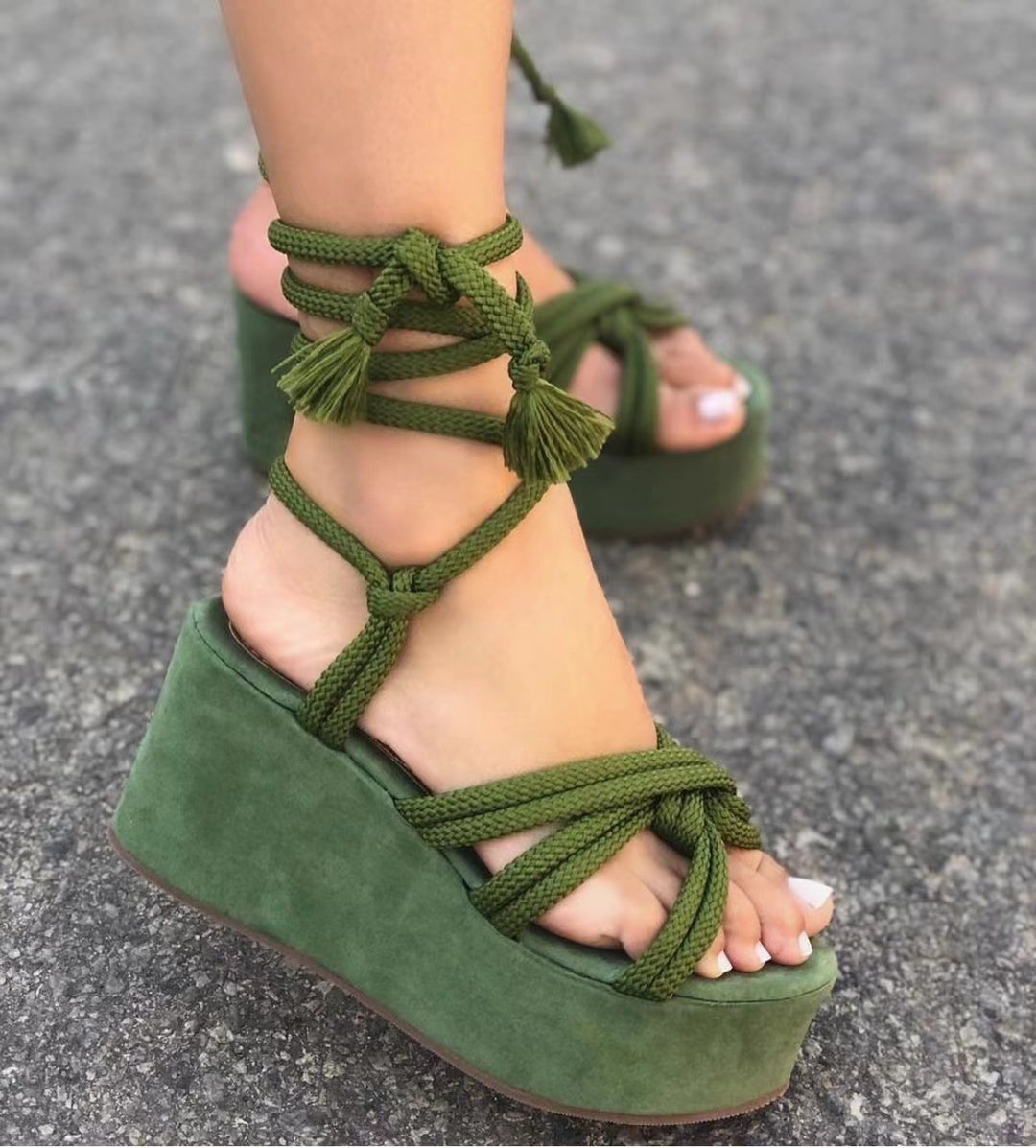 Damen Plateau-Sandalen mit geflochtenem Riemendesign EB