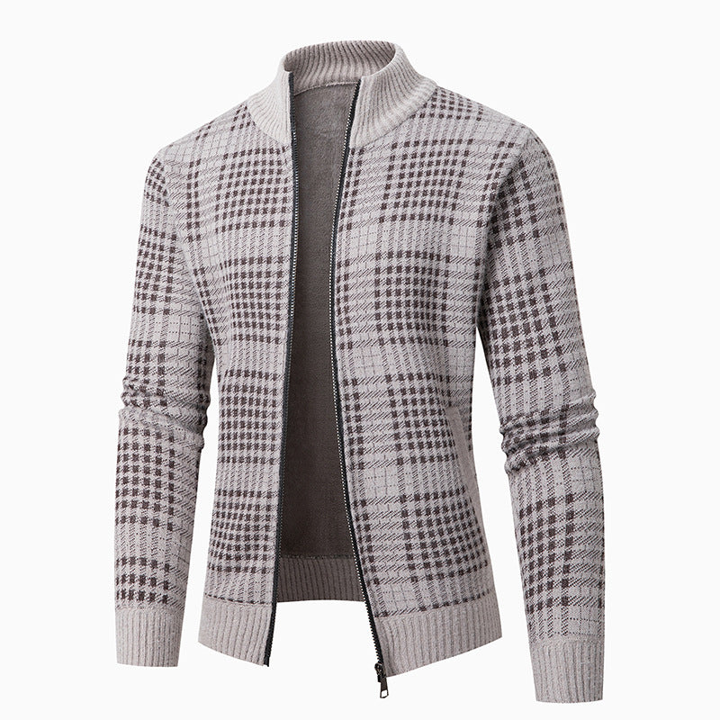 Herren modische Strickjacke mit modernem Karomuster und hohem Kragen EB
