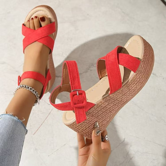 Damen Plateau-Sandalen mit modischen Kreuzriemen und stabilem Korkabsatz EB