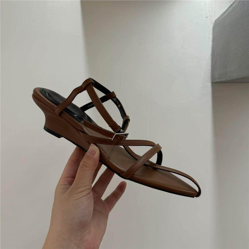Damen spitze Slingback Sandalen mit elegantem Riemendesign EB