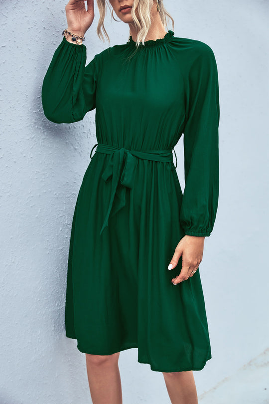 Damen Midi-Kleid mit elastischem Taillengürtel und femininen Puffärmeln EB