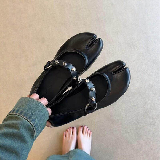 Damen Ballerinas mit dekorativen Nieten und komfortablem Riemchen EB