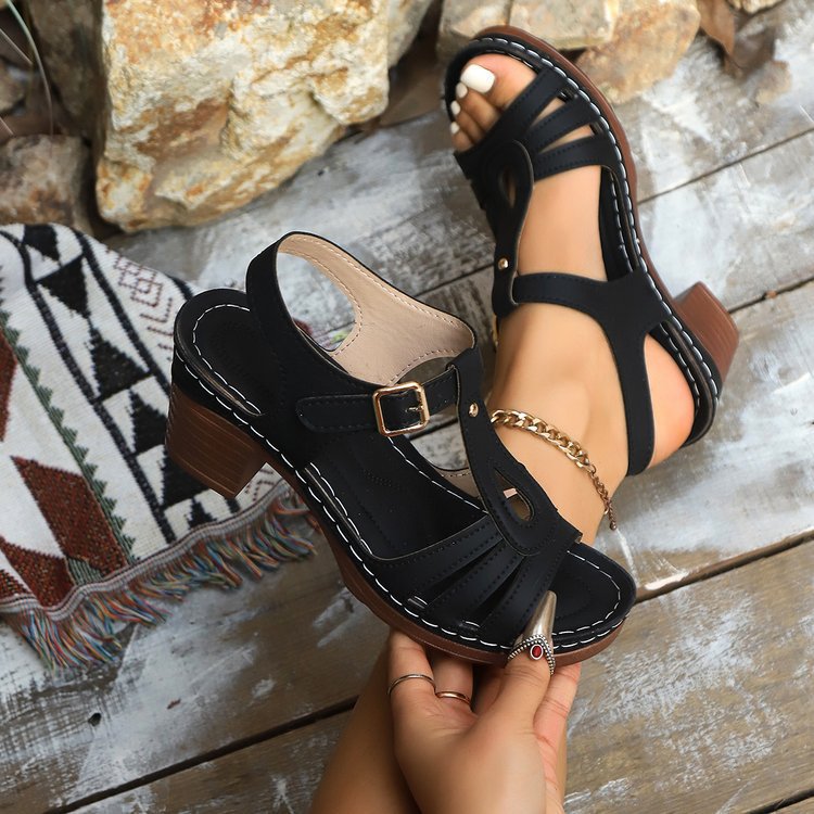Damen Komfortable Riemensandalen mit modischem Schnallen-Detail EB