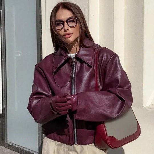 Damen modische Kunstlederjacke mit schlichter Eleganz und praktischen Taschen EB