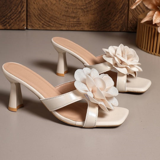 Damen modische High Heel Riemchen-Sandalen mit eleganter Blumendekoration EB