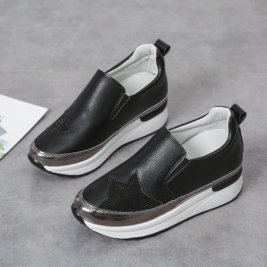 Damen sportliche Slip-On Sneakers mit glänzender Korksohle EB