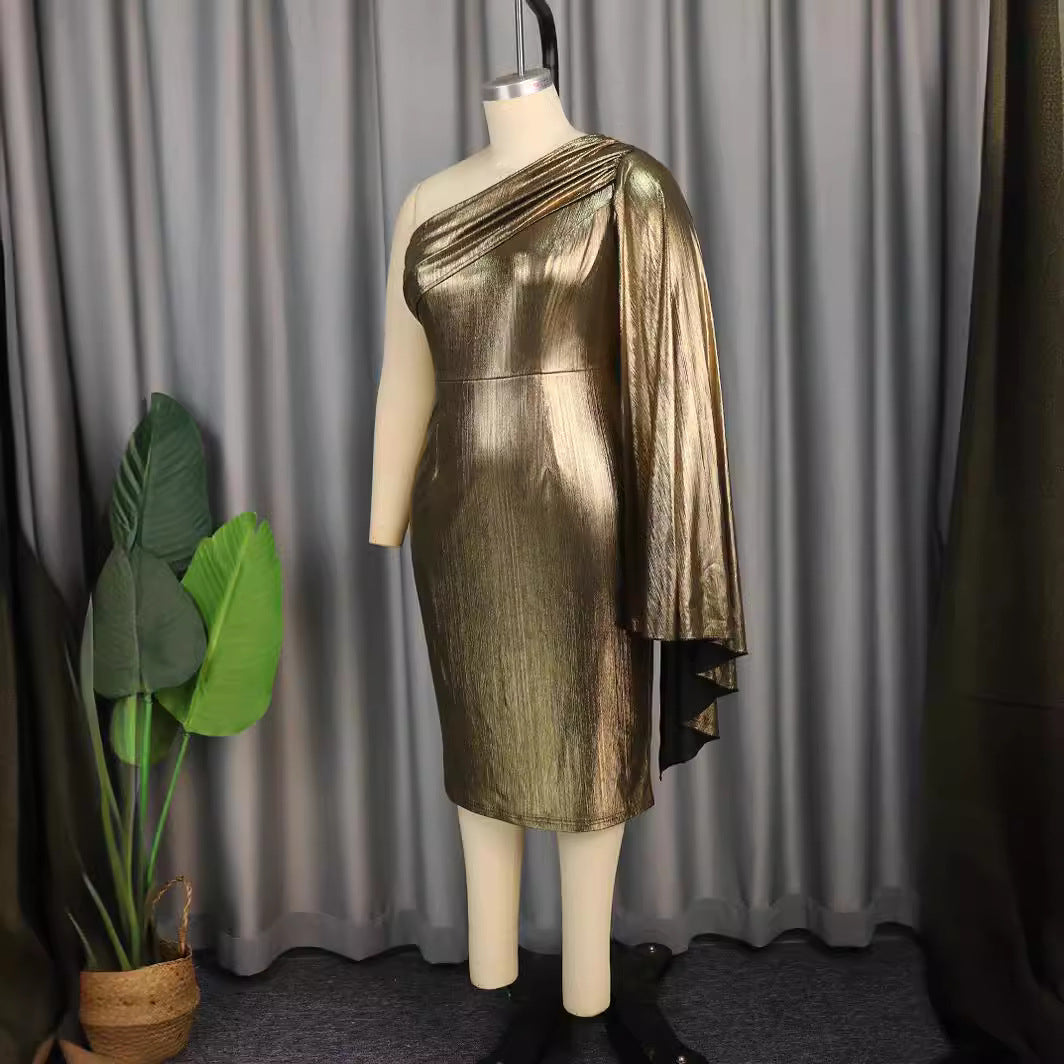 Damen Glamouröses One-Shoulder Abendkleid mit schimmerndem Stoff EB