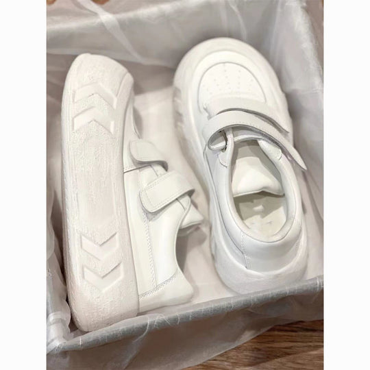 Damen Komfortable Sneaker mit praktischem Klettverschluss EB