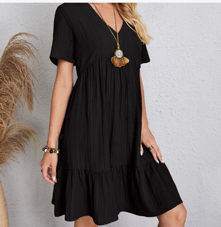 Damen Sommerliches Freizeitkleid mit V-Ausschnitt und Rüschensaum EB
