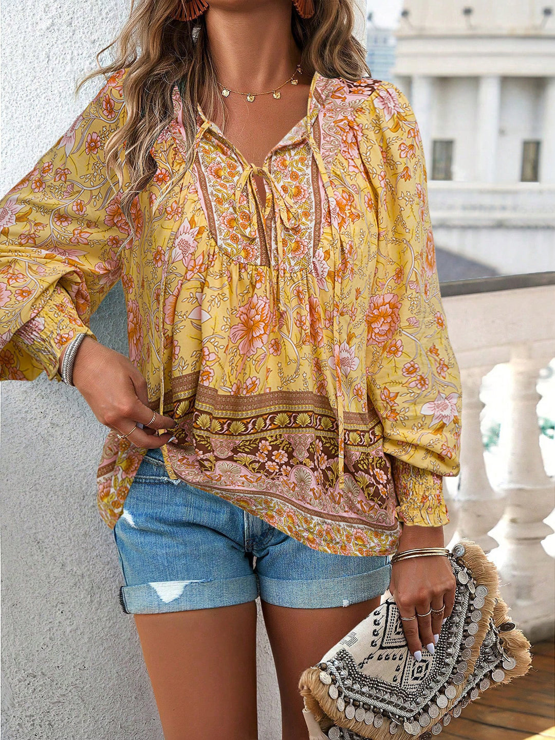Damen Boho-Bluse mit Schleifenverzierung und floralen Mustern EB