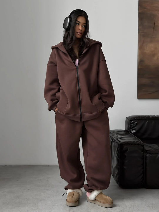Damen Oversize-Kapuzenjacke mit verdecktem Reißverschluss und komfortabler Scuba-Optik Eichborn Berlin