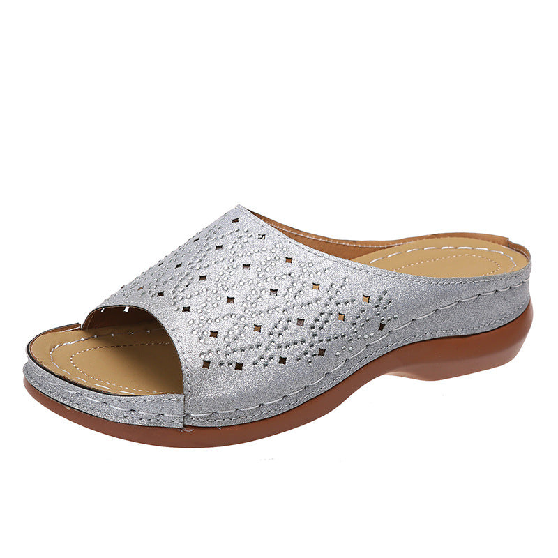 Damen Clogs mit perforiertem Obermaterial und ergonomischer Fußbettung EB