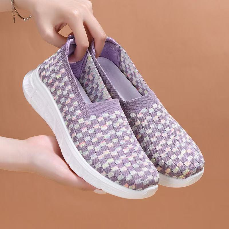 Damen Slip-On Sneakers mit flexiblem Strickdesign EB