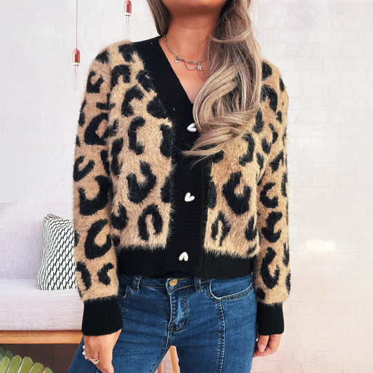Damen oversized Strickjacke mit tierischem Leopardenmuster und knöpfbarem Design EB