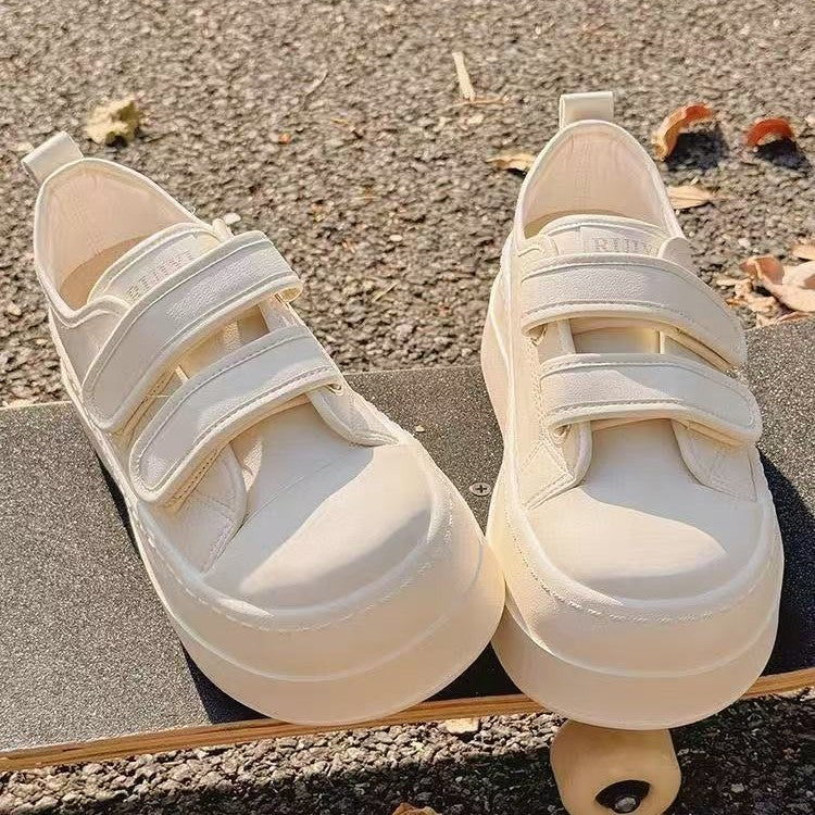 Damen Plateau Sneakers mit verstellbaren Klettverschlüssen und dämpfender Sohle EB