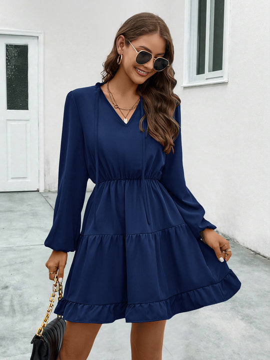 Damen V-Ausschnitt Kleid mit Rüschendetails und elastischem Taillenzug EB