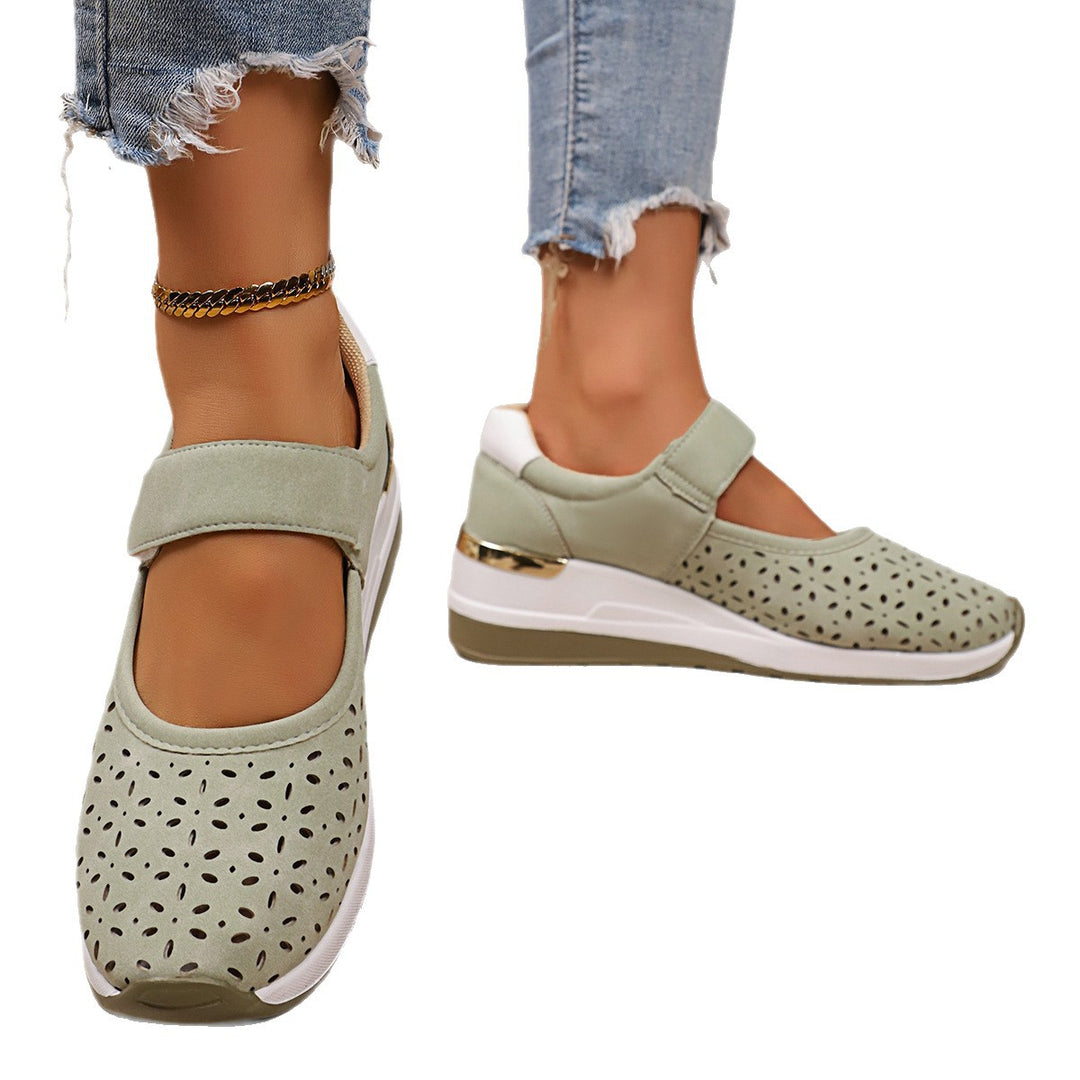 Damen Komfortable Slip-On Schuhe mit atmungsaktivem Lochmuster EB