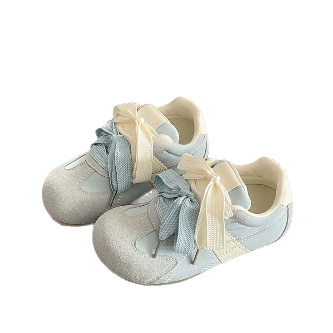Damen modische Sneakers mit besonders weichem Obermaterial und einstellbarem Klettverschluss EB