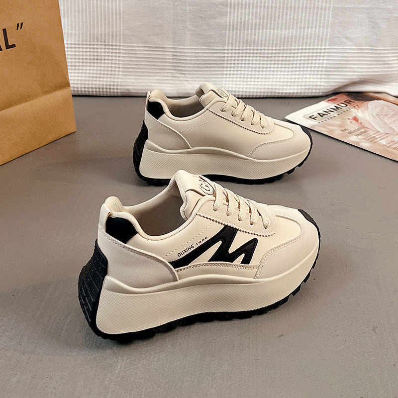 Damen sportliche Sneakers mit dämpfendem Fußbett und rutschfester Sohle EB
