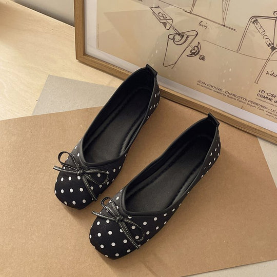 Damen Ballerinas mit modernem Punktedesign und elegantem Schleifenakzent EB