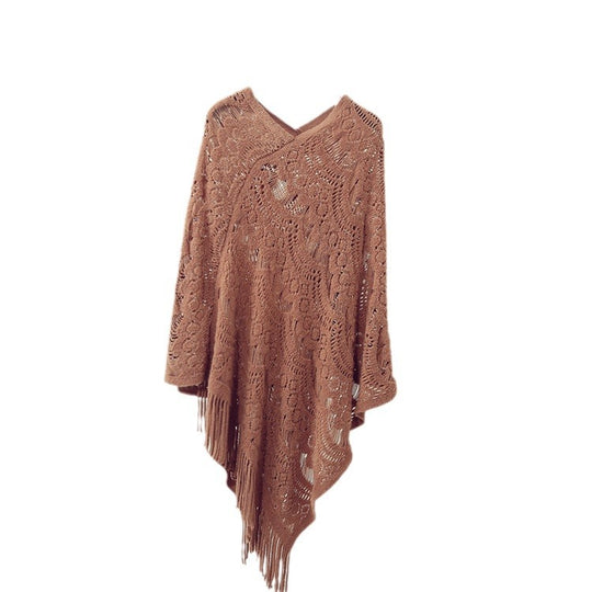 Damen Strickponcho mit kunstvollen Häkelmustern und Fransen EB