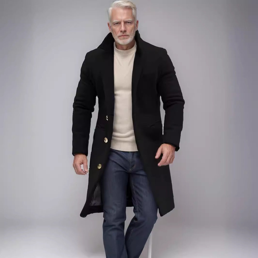 Herren eleganter langes Wollmantel mit schmalem Schnitt und goldenen Knöpfen EB