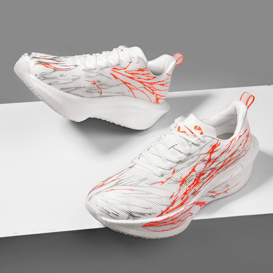 Unisex gedämpfte Race-Plateau-Laufschuhe mit Rocker-Zwischensohle und atmungsaktivem Micro-Mesh EB