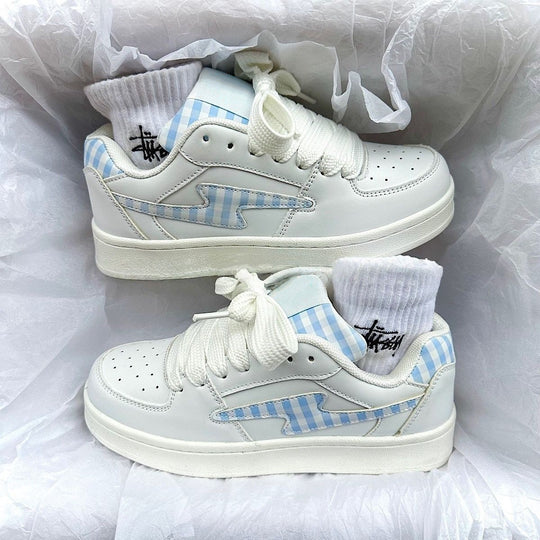 Damen Sneaker im modernen Karomuster mit strapazierfähiger Sohle EB